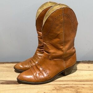 Ottorino Bossi Per Arnoldo Marcella Carmel Leather Boots Handmade Italy 8D T1